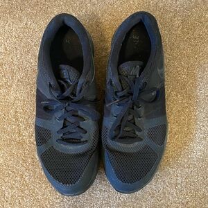 Nike Men's Black Sneakers